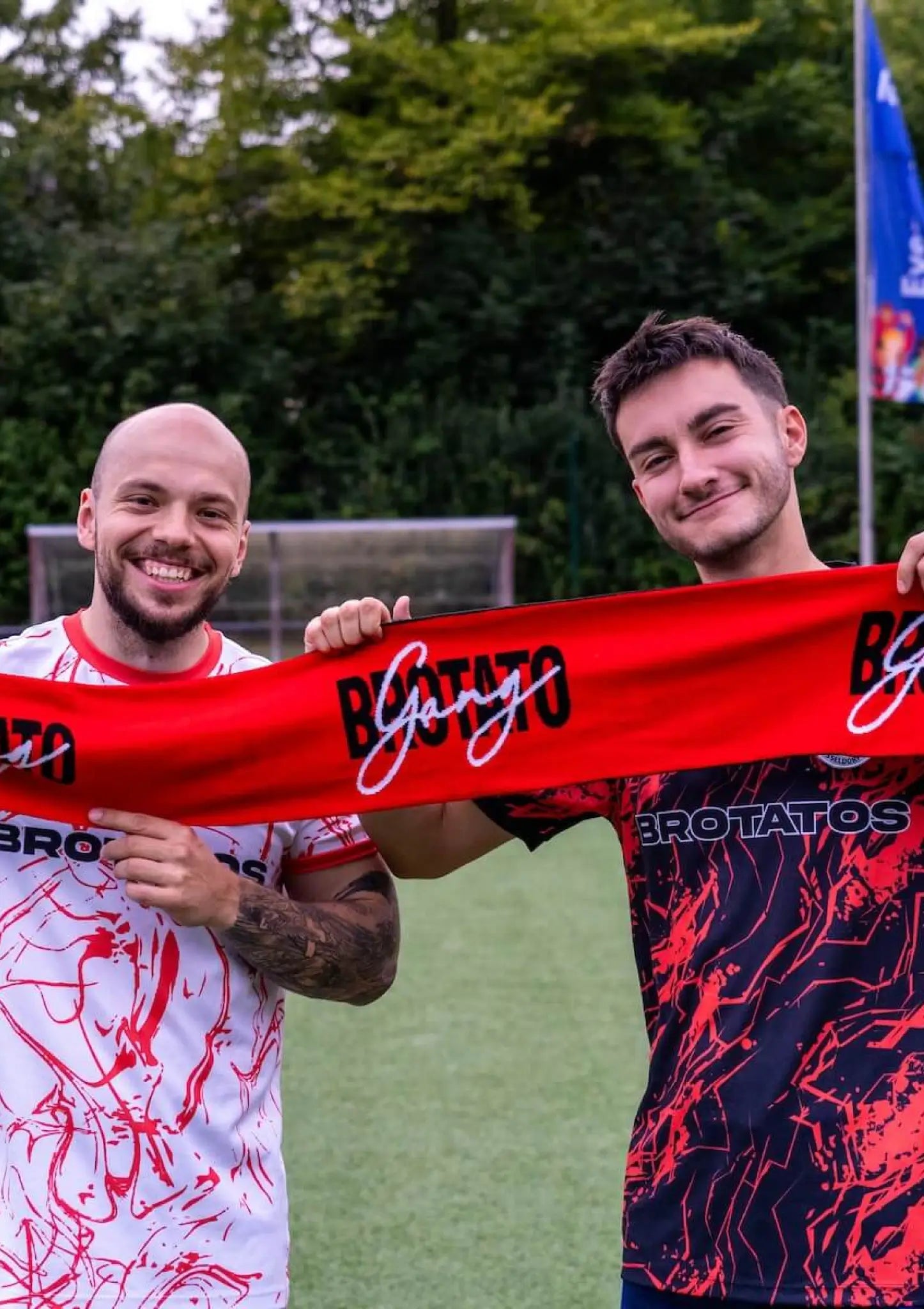 Brotatos Fanschal